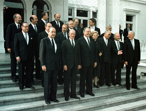 Premier gouvernement Kohl, 1982