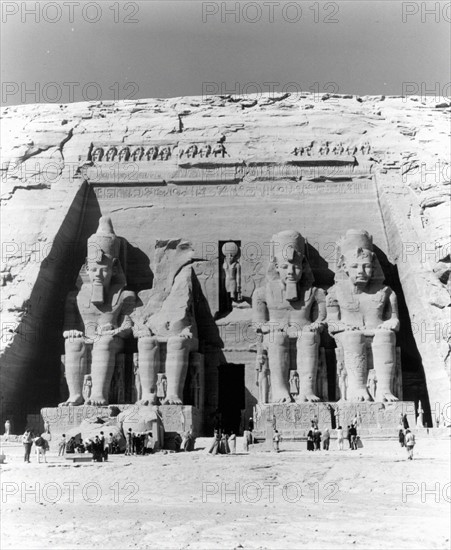 Le temple de Ramsès à Abou Simbel, 1964