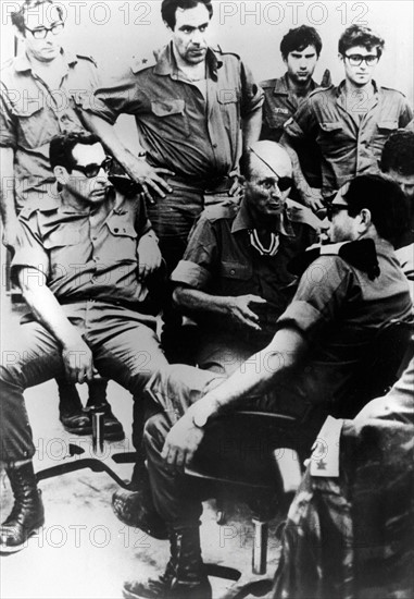 Moshe Dayan pendant la guerre du Yom-Kippour