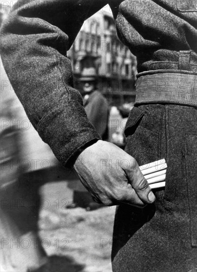 Marché noir après la guerre