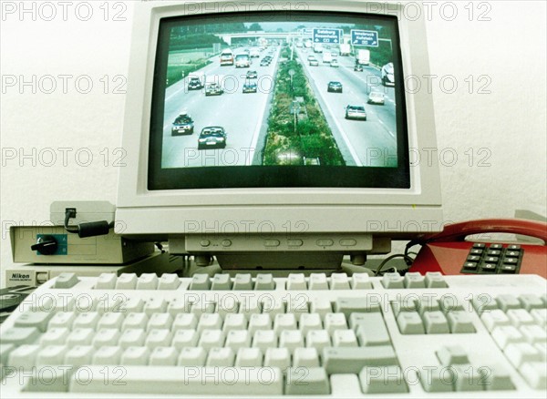 Moniteur affichant le trafic autoroutier