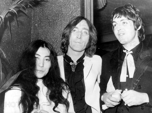 Yoko Ono, John Lennon et Paul McCartney