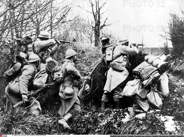 French soldiers on the front in the Pas-de-Calais departement, France