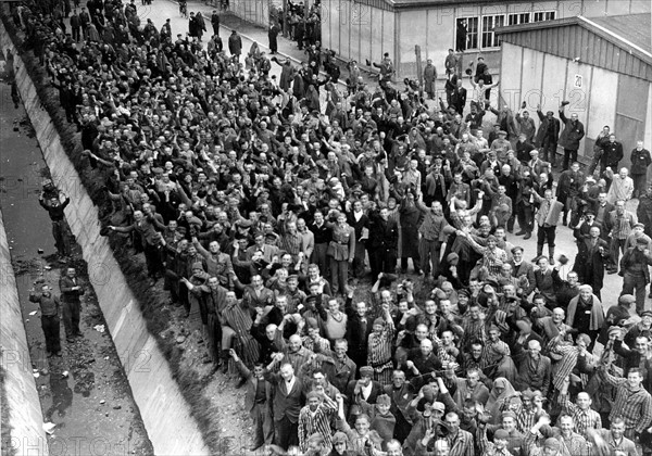 Libération du camp de concentration de Dachau (1945)
