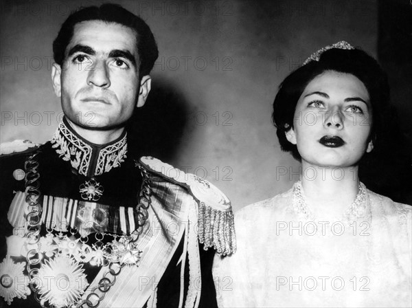 Mohammed Reza Shah Pahlavi et sa seconde épouse la princesse Soraya Esfandiary