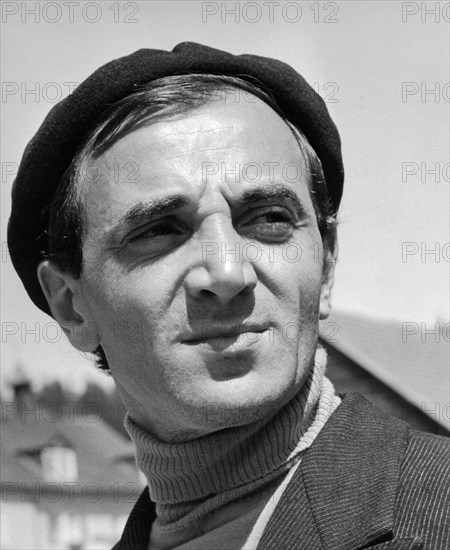 Charles AZNAVOUR, Portrait mit BaskenmÃ¼tze, ca. 1970er