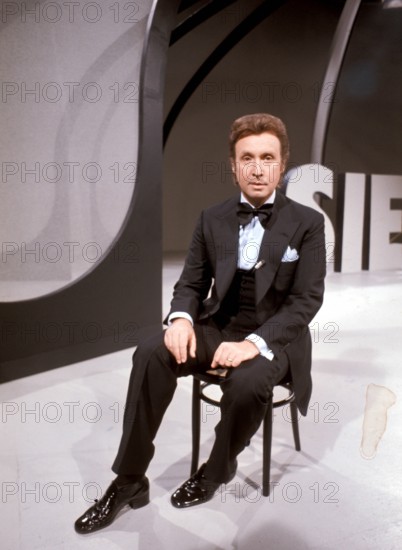 Peter ALEXANDER in the studio