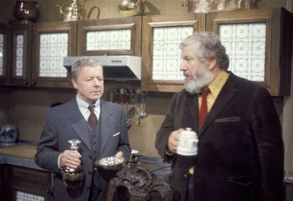 Heinz RÜHMANN and Peter USTINOV in 'No evening like any other', 1976