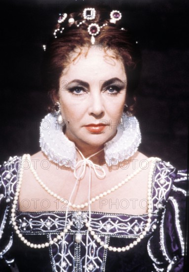 Elizabeth TAYLOR, portrait