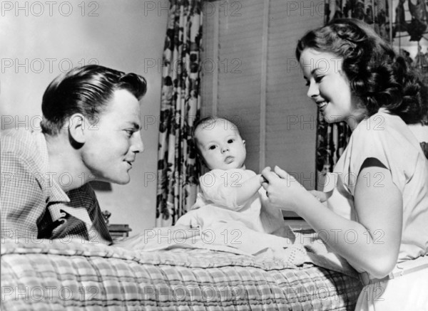Shirley TEMPLE with husband and baby Linda