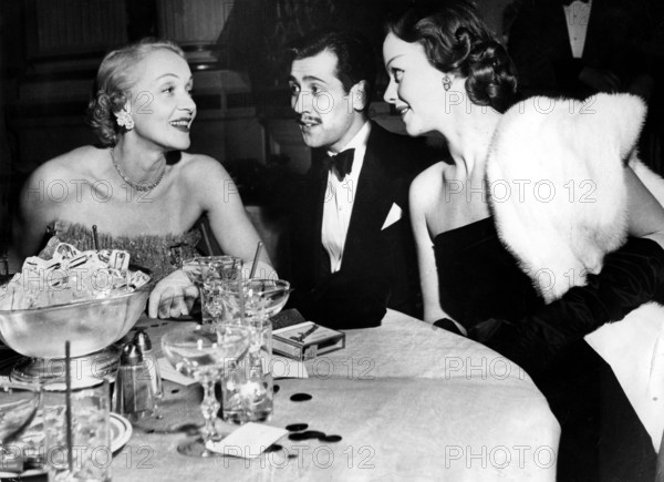 Marlene DIETRICH with daughter Maria and son-in-law