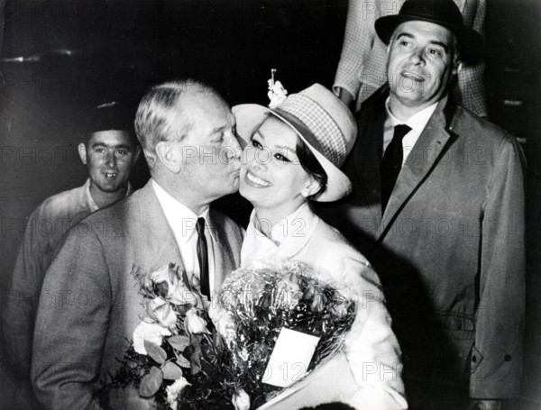 Maurice CHAVALIER, Sophia LOREN and Carlo PONTI, Vienna 1959