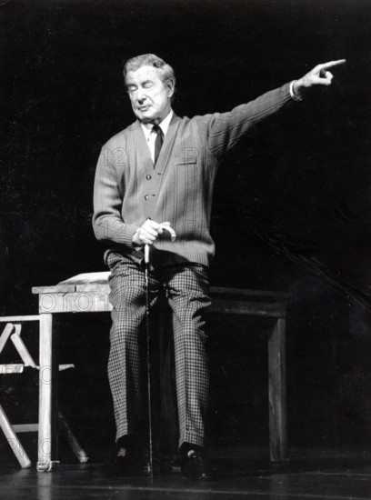 Dieter BORSCHE in dem Theaterstück 'Reise in die Welt meines Vaters', 1972