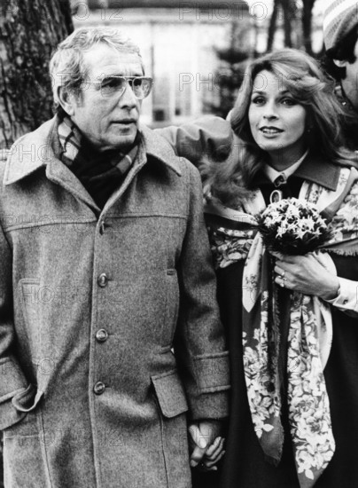 Senta BERGER and Perry COMO, 1976