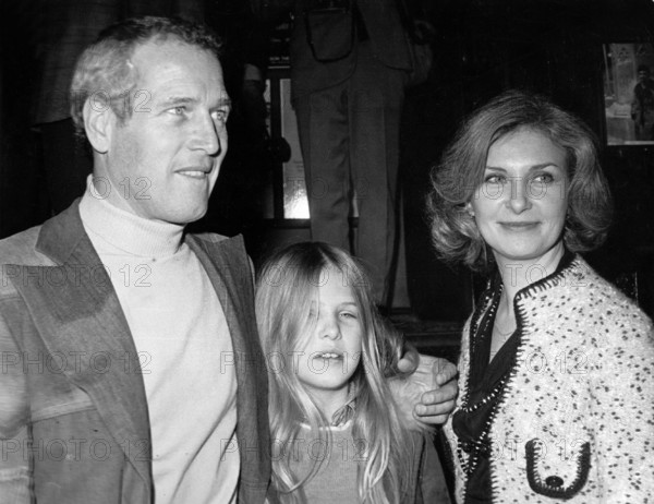 Paul NEWMAN with family