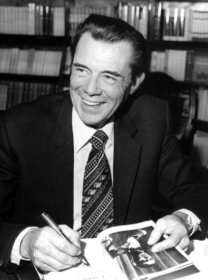 Dirk BOGARDE