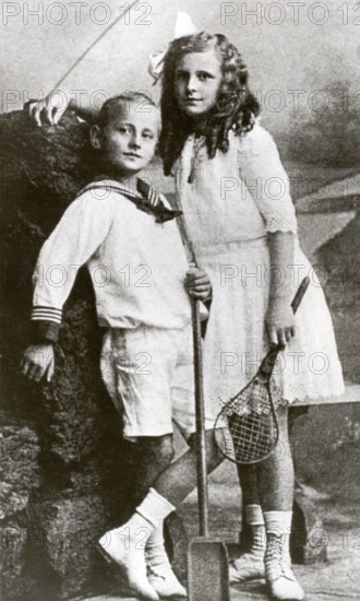 Leni RIEFENSTAHL and her brother Heinz, around 1917