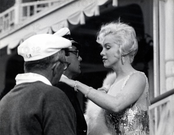 Marilyn MONROE and Tony CURTIS