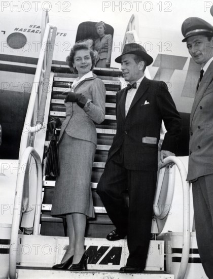 Humphrey BOGART and Lauren BACALL 1954