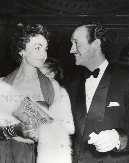David NIVEN and wife Hjordis, 1954
