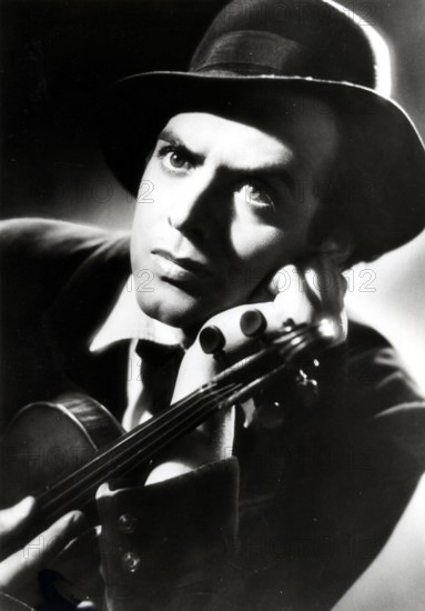 Will QUADFLIEG portrait with violin