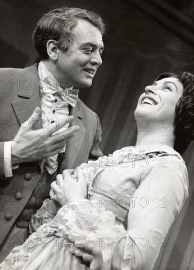 Will QUADFLIEG and Maria BECKER in 'A Month in the Country'