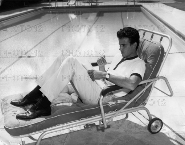 Horst BUCHHOLZ, in a deck chair
