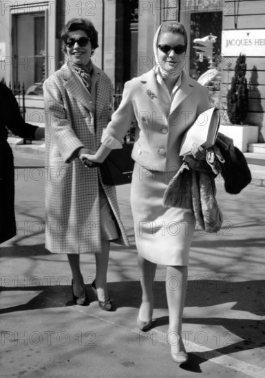 Romy SCHNEIDER after fitting at Jacques Heim in Paris, 1959