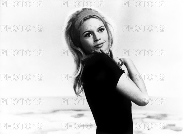 Brigitte BARDOT, portrait 1962