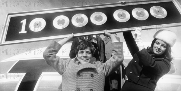 HEINTJE with gold records, 1970