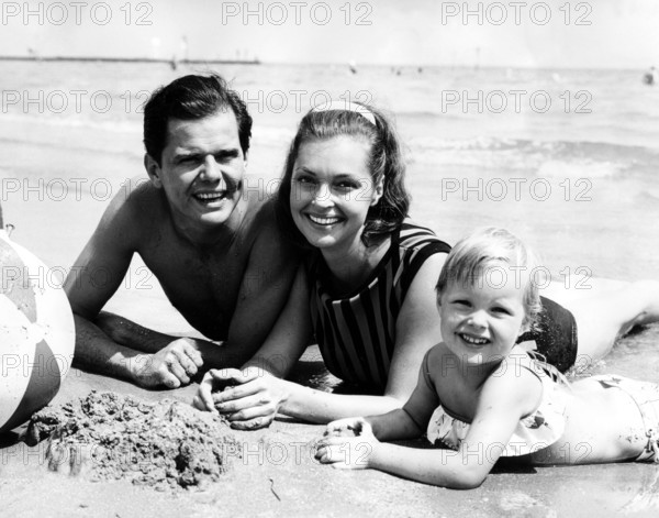 Walter GILLER, Nadja TILLER with daughter Natascha, 1963
