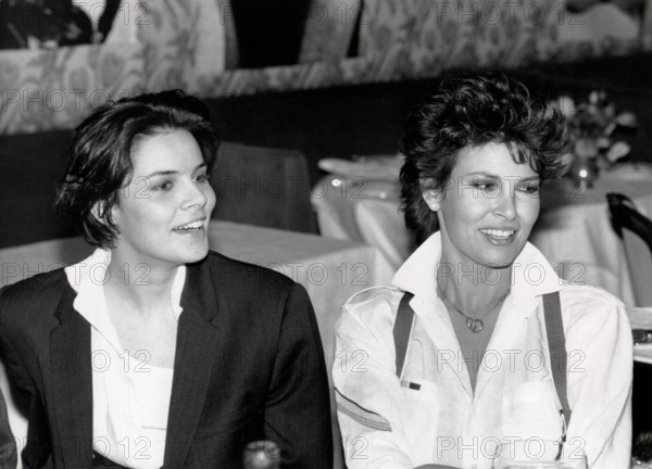 Raquel WELCH with her daughter Tahnee