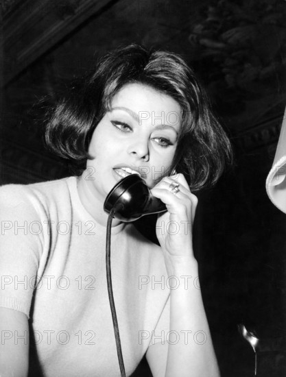 Sophia LOREN, at home, 1962