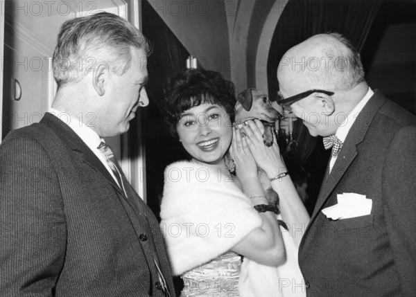 Elma KARLOWA and Frank ARNAU, 1961