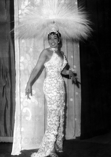 Josephine BAKER is starting her comeback