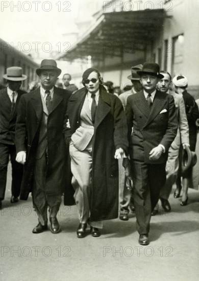Marlene DIETRICH and Rudolf SIEBER in Paris, 1933