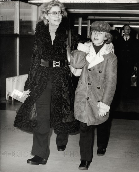 Lauren BACALL with son Sam ROBARDS, Heathrow 1973