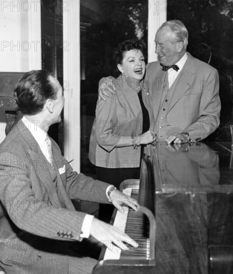 Félix PAQUET, Judy GARLAND and Maurice CHEVALIER, Paris 1960