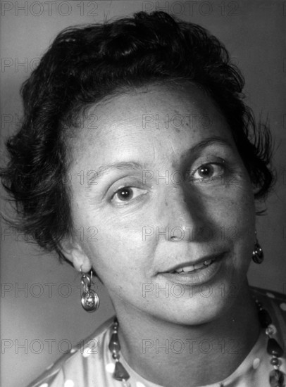 Judith HOLZMEISTER, portrait
