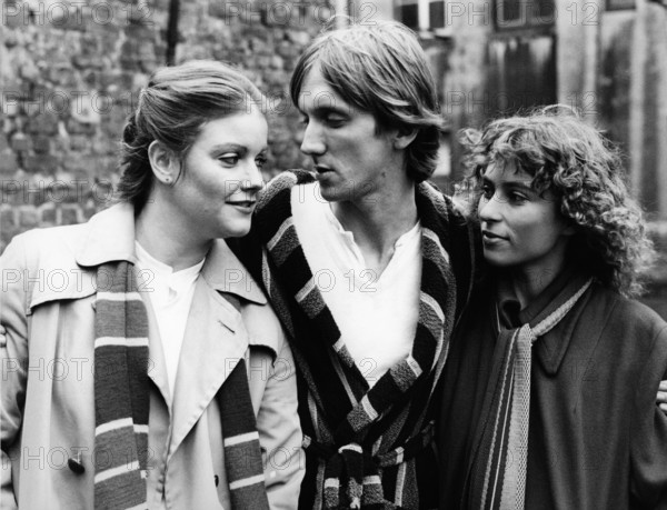 Claudia BURCKHARDT, Marius MÜLLER-WESTERNHAGEN and Claudia DEMARMELS