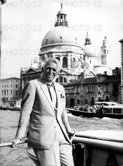 Douglas FAIRBANKS Jr. in Venice