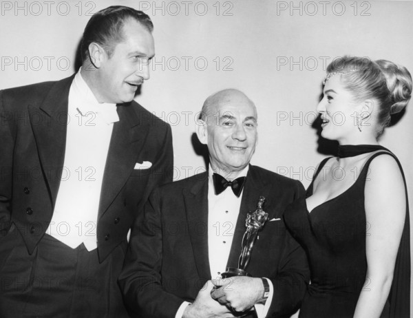 Vincent PRICE, Morris STOLOFF and Anita EKBERG, 1960