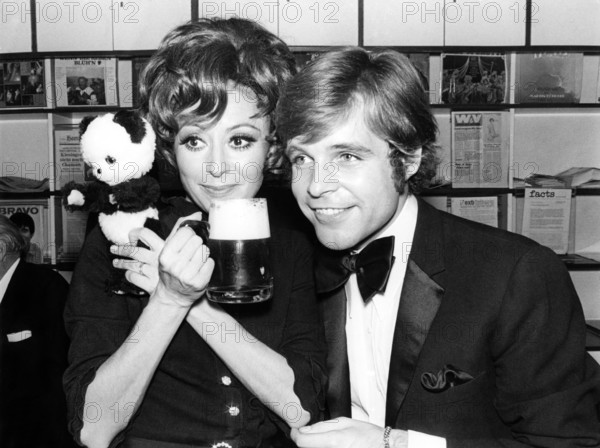 Caterina VALENTE and Thomas FRITSCH