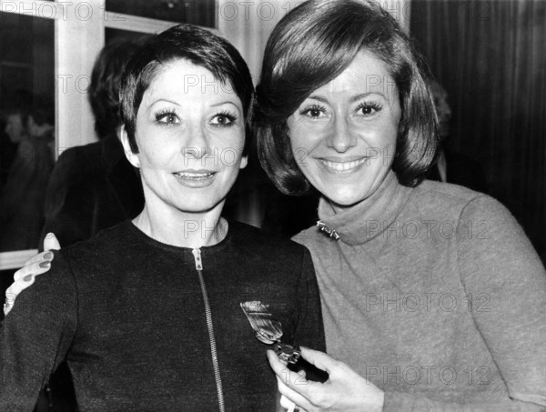 Zizi JEANMAIRE and Caterina VALENTE