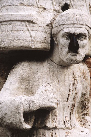 Mastelli Palace in Venice: detail of a "Mori" statue.