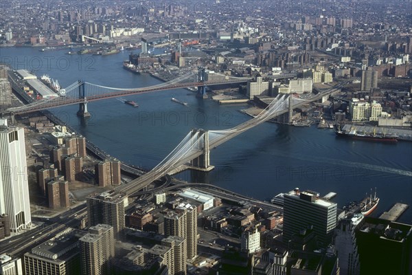 Aerial view of Manhattan Bridge and Brooklyn Bridge