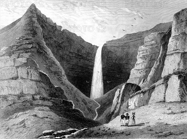 Napoléon devant la cascade de Briars à Sainte Hélène