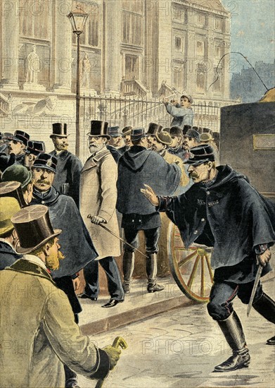 The Dreyfus Affair - Emile Zola entering the law court