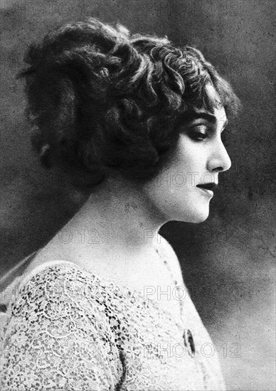 Marguerite Carré