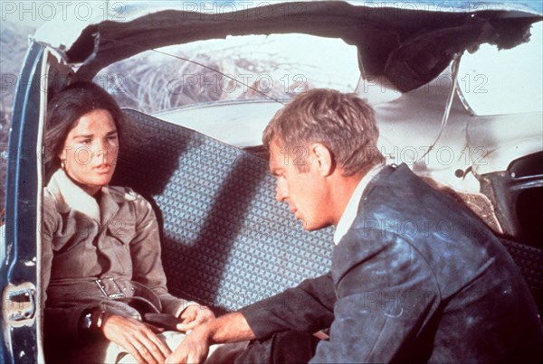 Carol (ALI MacGRAW) und Doc McCoy (STEVE McQUEEN) werden mit bei einem Bankraub erbeuteten 500.000 Dollar quer durch Texas gejagt. Ihr Ziel: Die mexikanische Grenze. Regie: Sam Peckinpah aka. Getaway